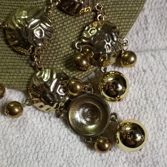 Large goldtone statement runway disc and balls noisy necklace fun! - Picture 5 of 5